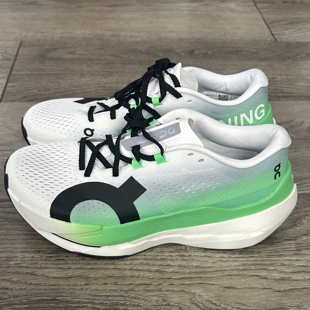 On Cloudboom Max athletic running shoes - Picture 2 of 6